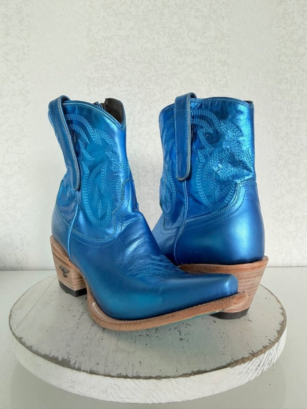 Lane SMOKESHOW Blue Metallic Cowboy Booties Size 9.5 Western Short Leather Boots